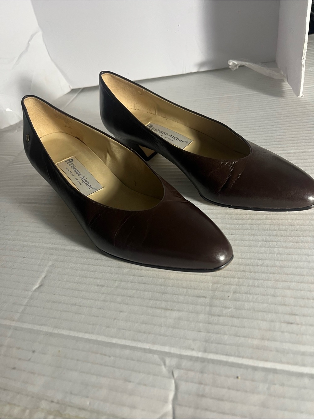 Aetienne Aigner size 8.5